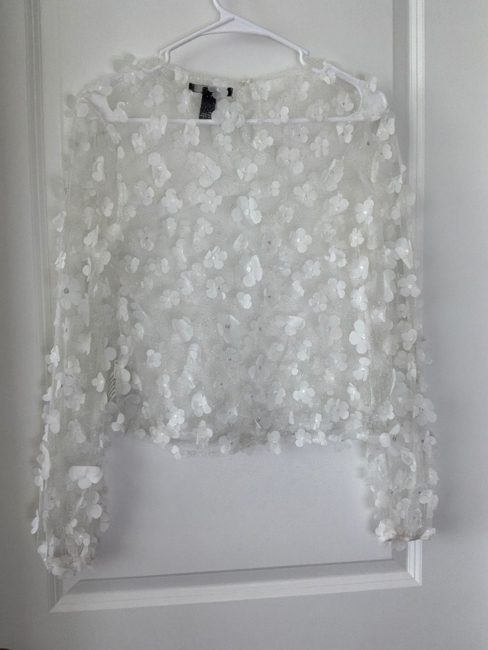 Forever 21 White 3D Floral Sheer Mesh Long Sleeve Top Size S